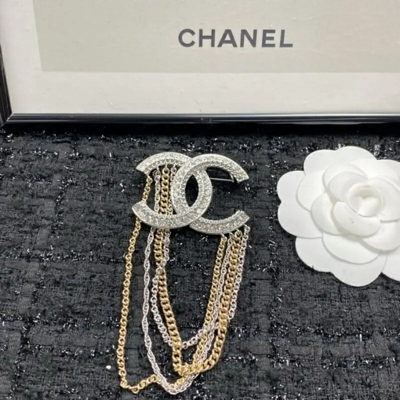 chanel brooches pour femme s_1253b771